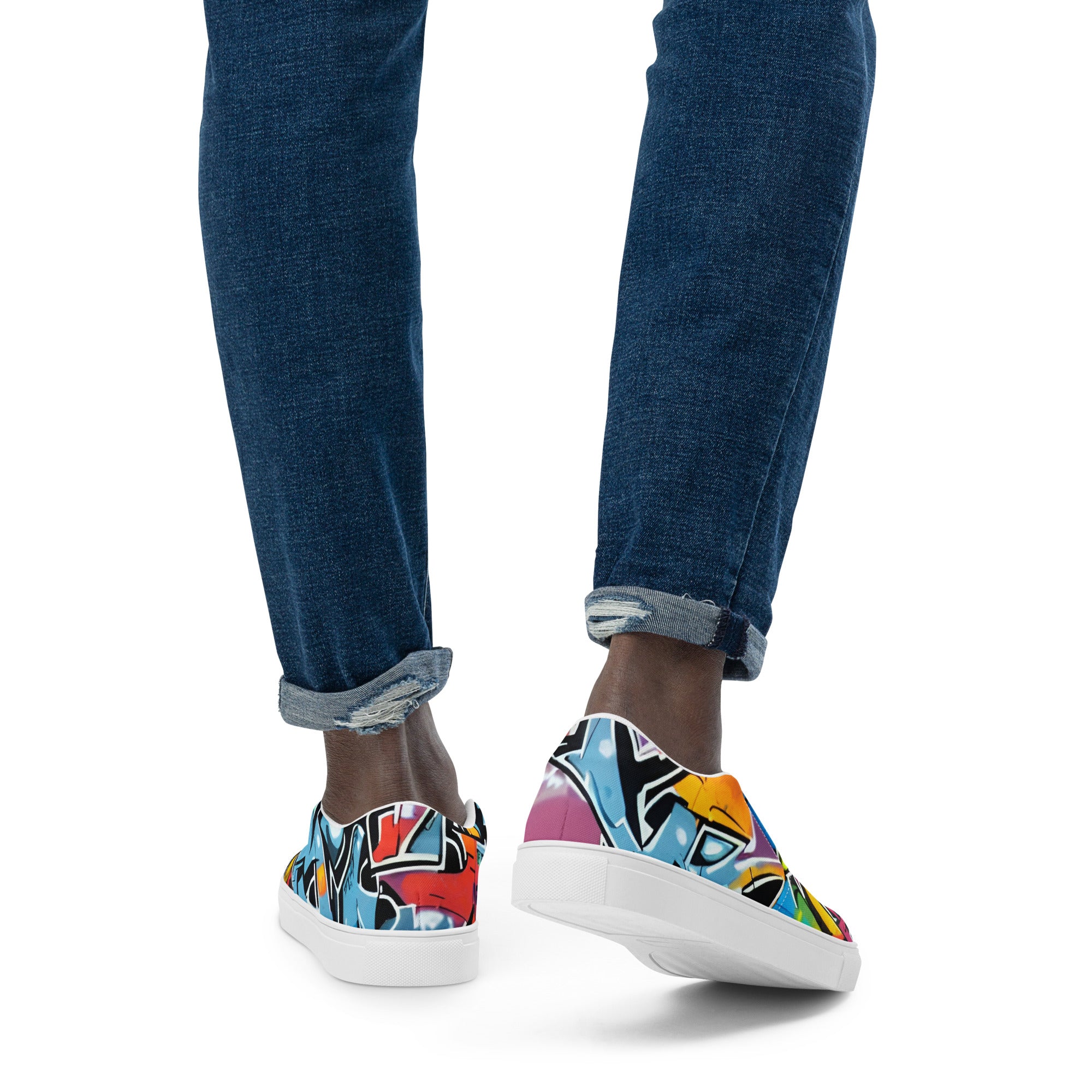 Graffiti slip-on canvas shoes